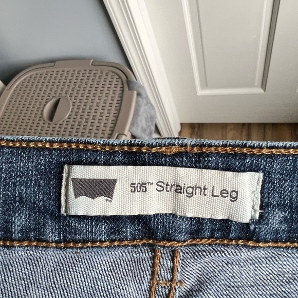 Levi’s 505 Denim Jeans.  Women’s Size 14 Medium. - Picture 5 of 7